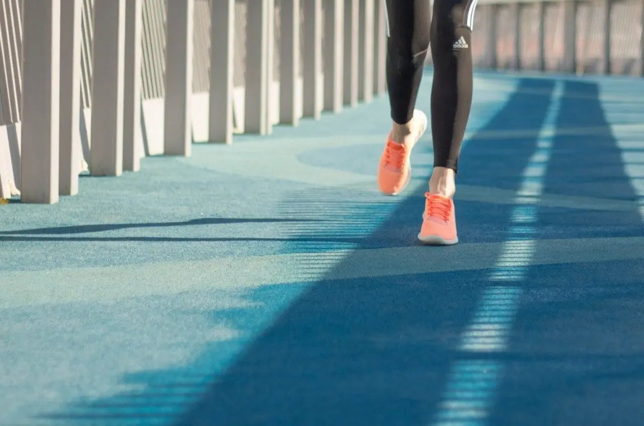 running track uses colored rubber granules