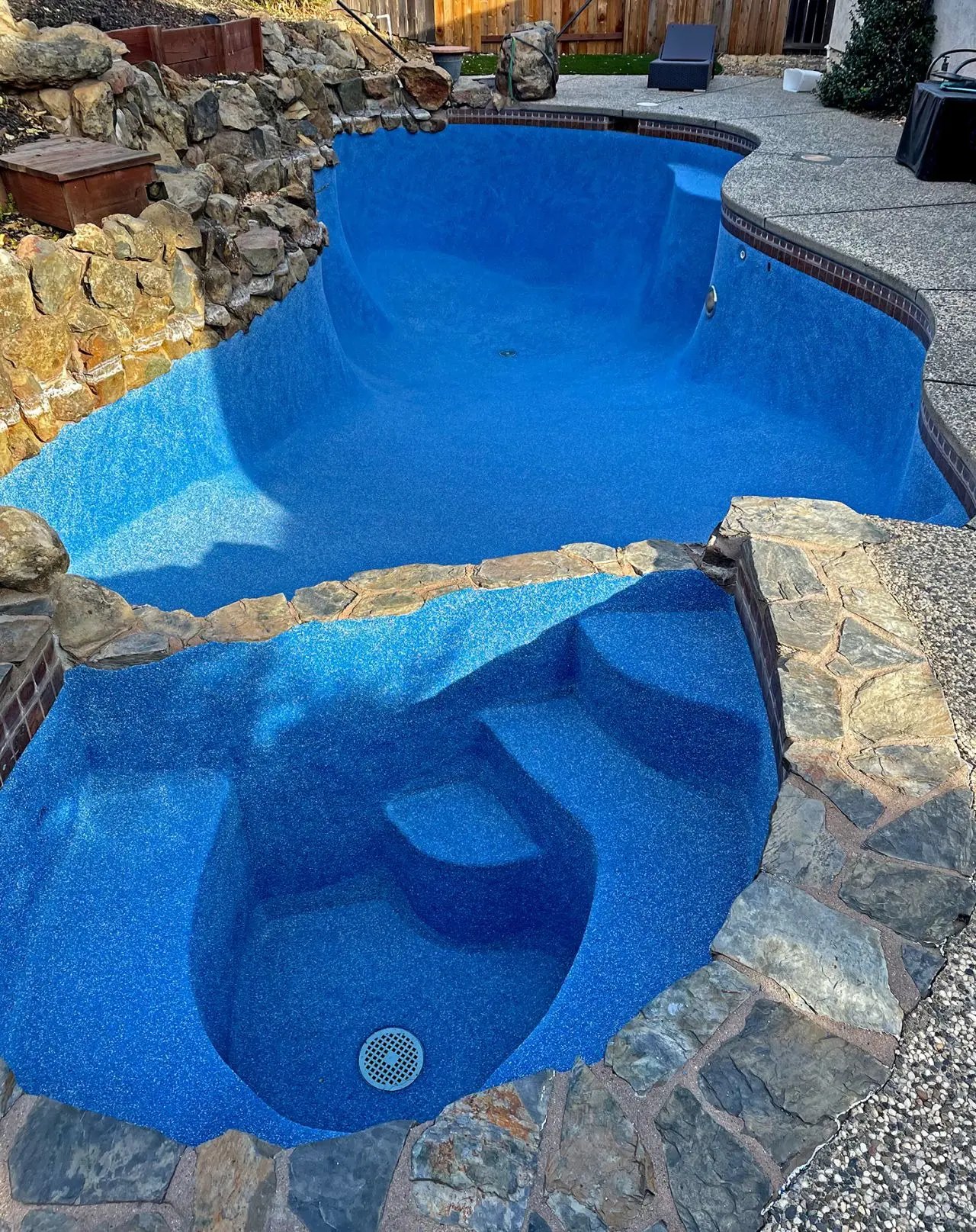 poolLining